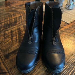 Ladies Dublin Altitude Equestrian zip up paddock boot, size 8